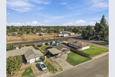 11861 Chris, Hanford, CA 93230 - Photo 35