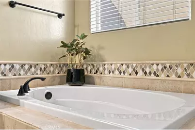 14524 Blue Stream, Bakersfield, CA 93314 - Photo 43