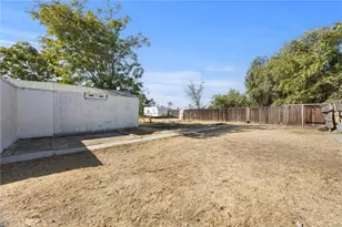 116 E Warren Ave, Bakersfield, CA 93308 - Photo 27