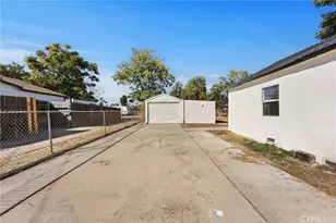 116 E Warren Ave, Bakersfield, CA 93308 - Photo 25