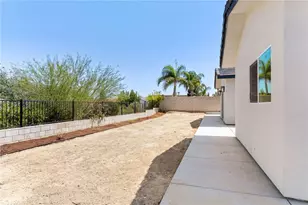5205 Antares Ct, Bakersfield, CA 93306 - Photo 9