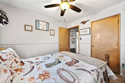 209 W B Street, Tehachapi, CA 93561 - Photo 37