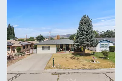 209 W B Street, Tehachapi, CA 93561 - Photo 5