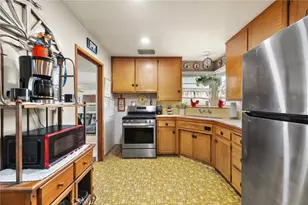 209 W B St, Tehachapi, CA 93561 - Photo 21