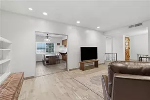 2234 W Cambridge Ave, Visalia, CA 93277 - Photo 17