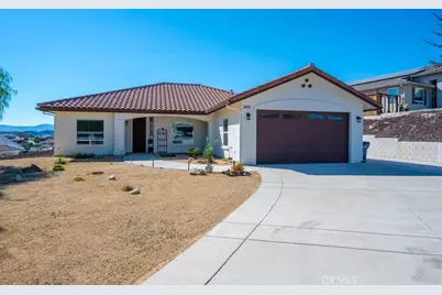3415 Lakeside Village Drive, Paso Robles, CA 93446 - Photo 51