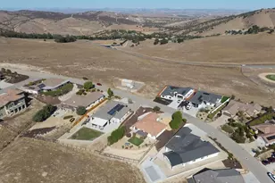 3415 Lakeside Village Dr, Paso Robles, CA 93446 - Photo 47