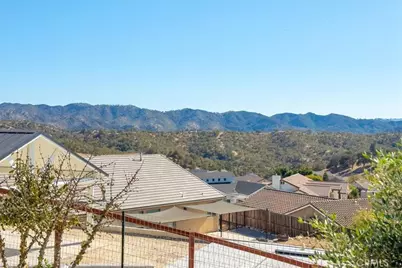 3415 Lakeside Village Drive, Paso Robles, CA 93446 - Photo 35
