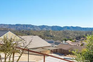 3415 Lakeside Village Dr, Paso Robles, CA 93446 - Photo 35