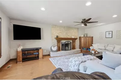 5644 W Walnut Avenue, Visalia, CA 93277 - Photo 19