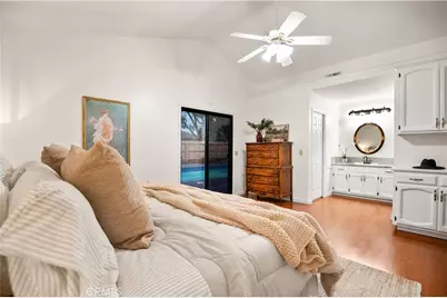 2824 W Hemlock Court, Visalia, CA 93277 - Photo 19