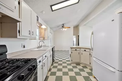 6101 Sespe Avenue, Mojave, CA 93501 - Photo 13