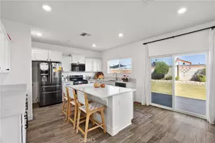 9614 Silver Falls Ln, Shafter, CA 93263 - Photo 13