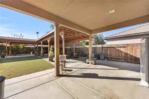 917 Newcastle Ct, Shafter, CA 93263 - Photo 31