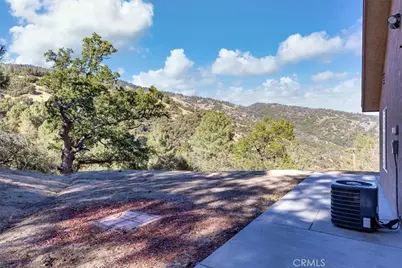 25340 Deertrail, Tehachapi, CA 93561 - Photo 31