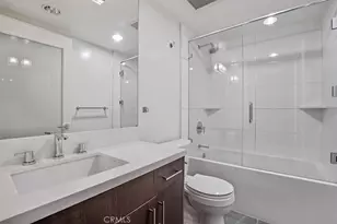 11023 Fruitland Dr, Studio City, CA 91604 - Photo 13