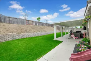 998 Sycamore Ct, Banning, CA 92220 - Photo 3