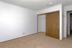 15490 Mondamon, Apple Valley, CA 92307 - Photo 31