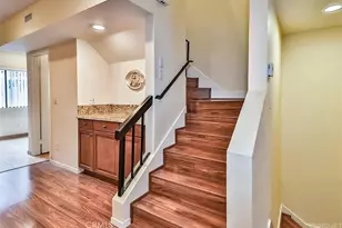 21931 Burbank, Woodland Hills, CA 91367 - Photo 11