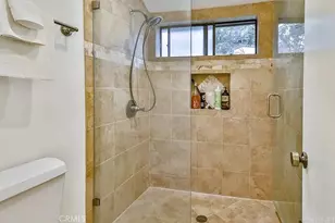 21931 Burbank, Woodland Hills, CA 91367 - Photo 17