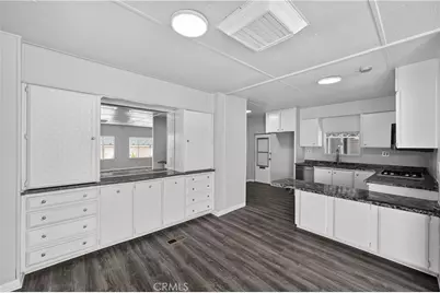 45055 E Florida Ave, Hemet, CA 92544 - Photo 11