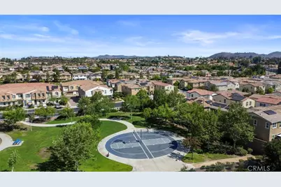 40434 Calle Real, Murrieta, CA 92563 - Photo 17