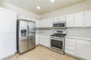 13279 Kootenay, Victorville, CA 92395 - Photo 5