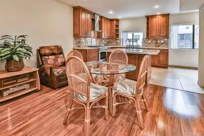 21931 Burbank #23, Woodland Hills, CA 91367 - Photo 9