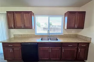 822 Walnut, Gustine, CA 95322 - Photo 9