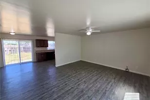822 Walnut, Gustine, CA 95322 - Photo 3