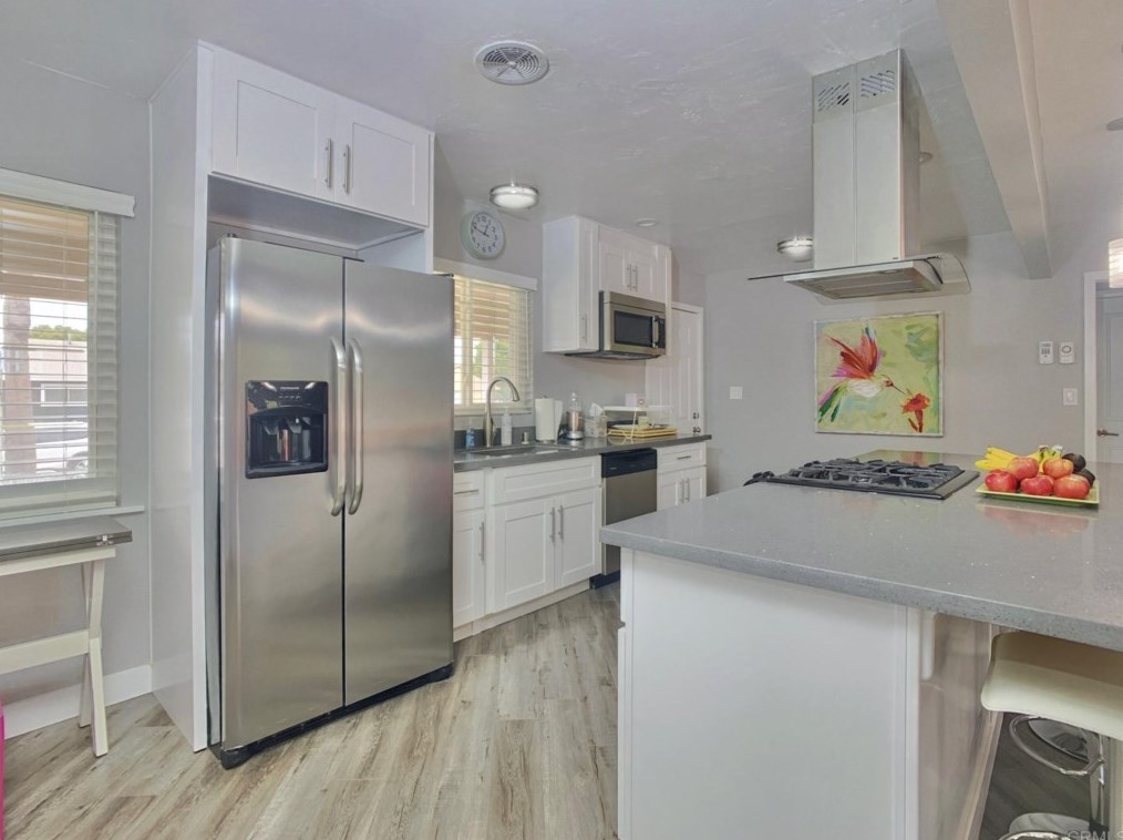 861 Date Ave, Chula Vista CA  91911-1110 exterior