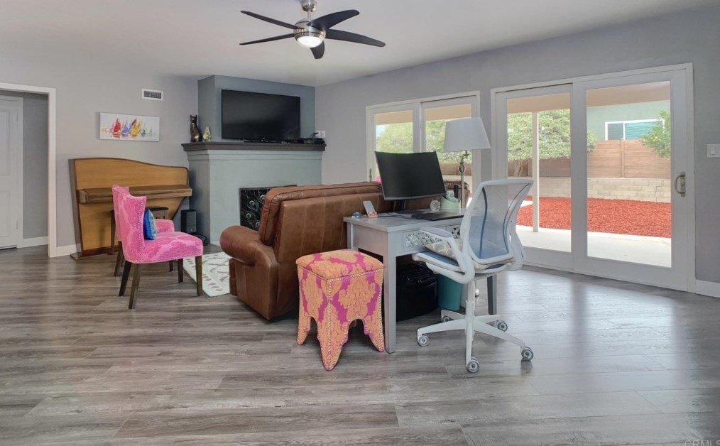 861 Date Ave, Chula Vista CA  91911-1110 exterior