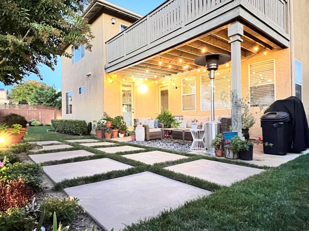 1785 Clover Tree Ct, Chula Vista CA  91913-1553 exterior