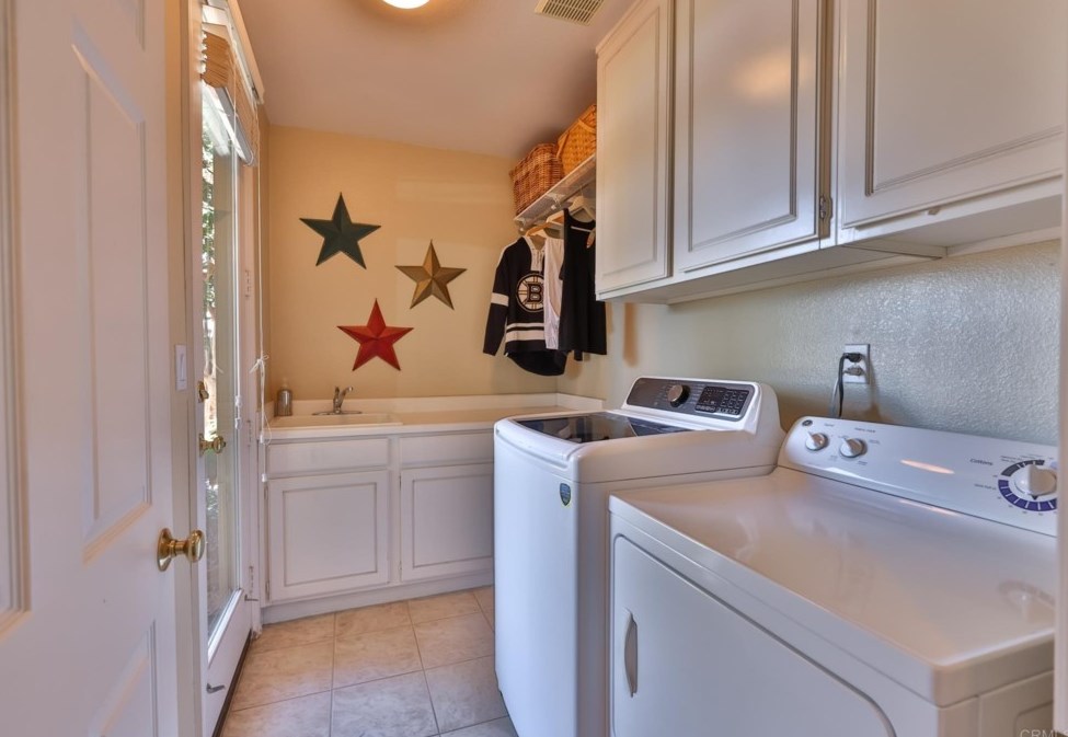 1785 Clover Tree Ct, Chula Vista CA  91913-1553 exterior