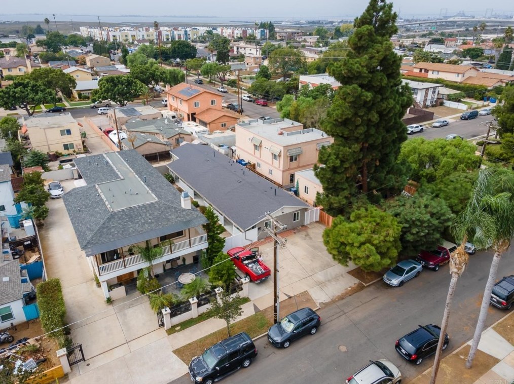 106 Madison Ave, Chula Vista CA  91911-1614 exterior