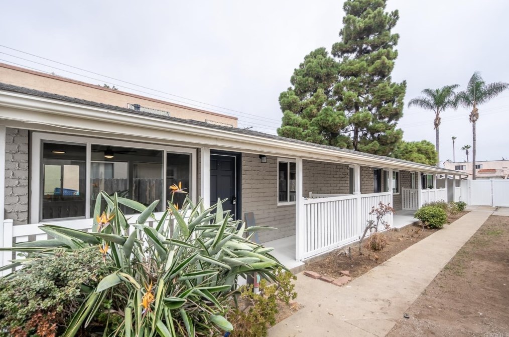 106 Madison Ave, Chula Vista CA  91911-1614 exterior