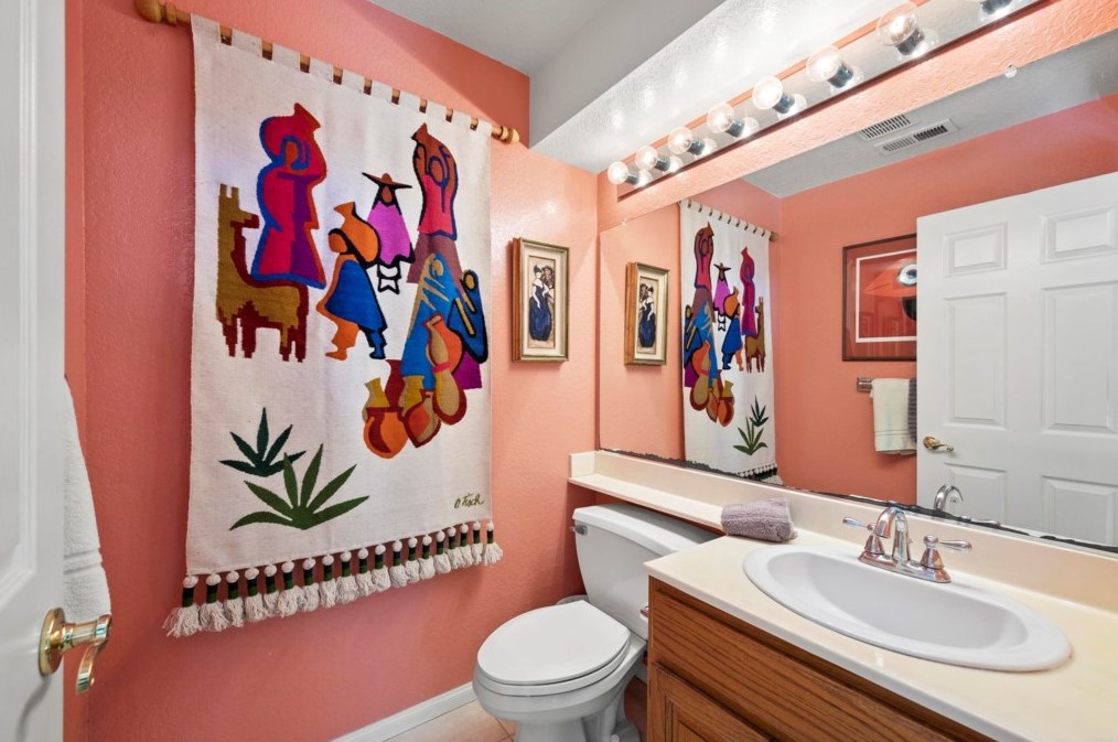 1883 Cabernet Dr, Chula Vista CA 91913-1268 exterior