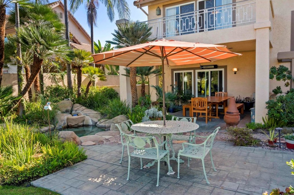 1883 Cabernet Dr, Chula Vista CA 91913-1268 exterior