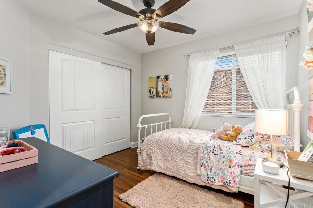 576 Shadywood Dr, Escondido CA  92026-1428 exterior