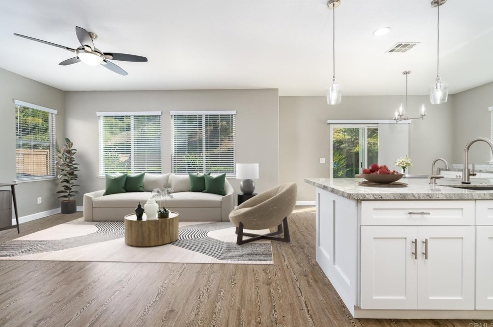 1417 Long View Dr, Chula Vista CA  91915-1667 exterior