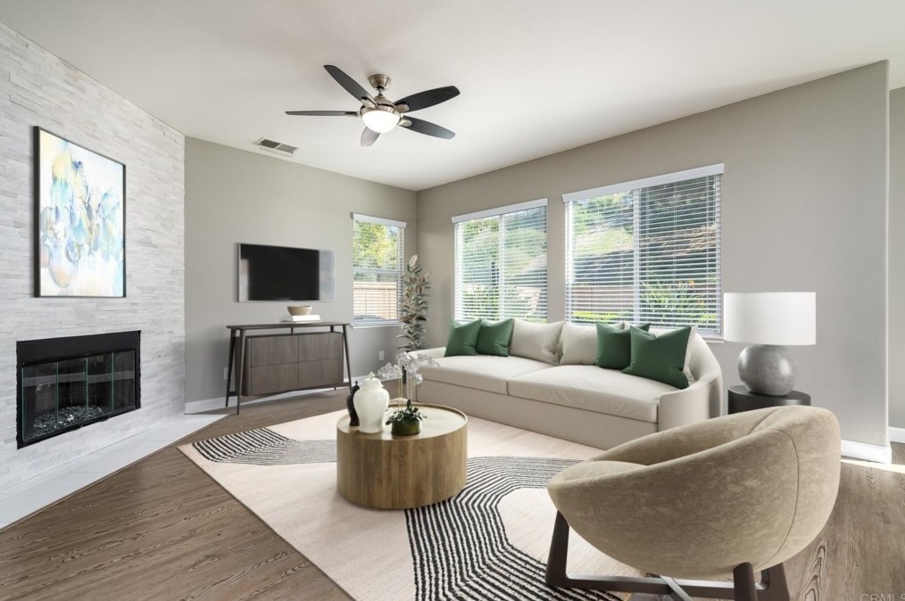 1417 Long View Dr, Chula Vista CA  91915-1667 exterior