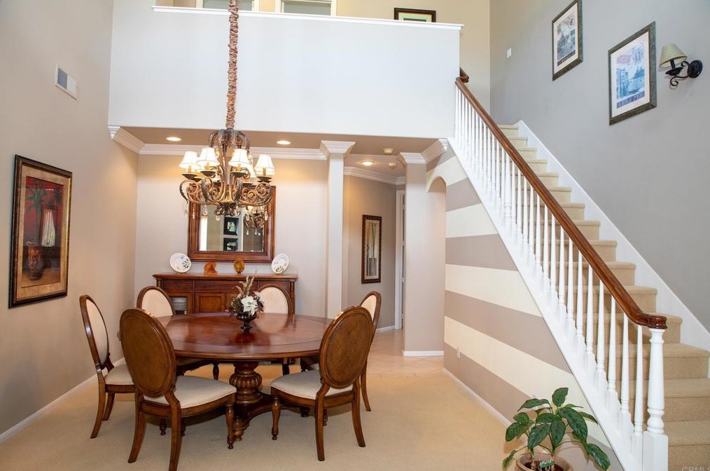 938 Palencia Pl, Chula Vista CA  91910-8064 exterior