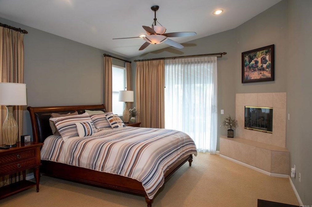 938 Palencia Pl, Chula Vista CA  91910-8064 exterior