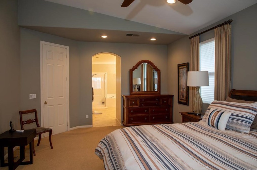 938 Palencia Pl, Chula Vista CA  91910-8064 exterior