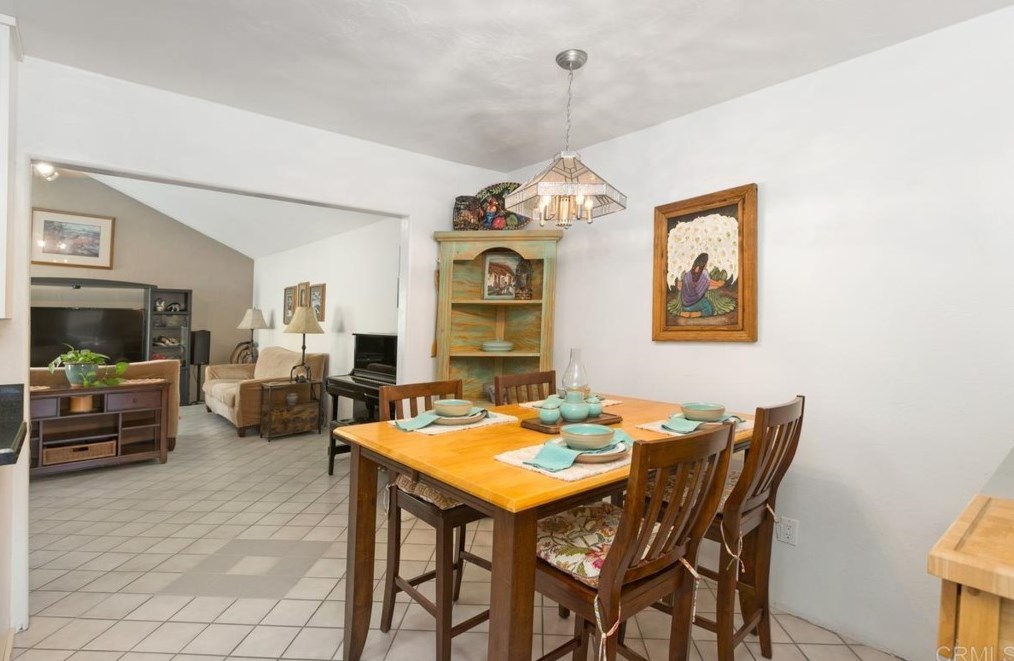 10941 Ramsgate Dr, Santee CA  92071-2823 exterior