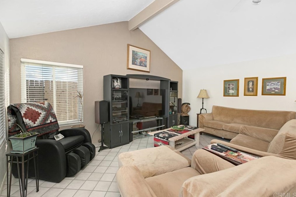 10941 Ramsgate Dr, Santee CA  92071-2823 exterior