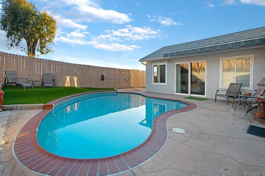 10941 Ramsgate Dr, Santee CA  92071-2823 exterior