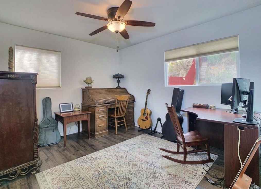 8069 Poplin Dr, Santee CA  92071-3419 exterior