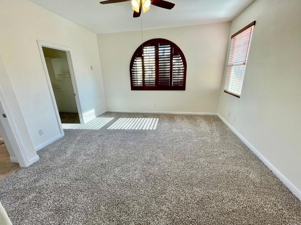 1470 Caminito Sardinia, Chula Vista CA  91915-3106 exterior