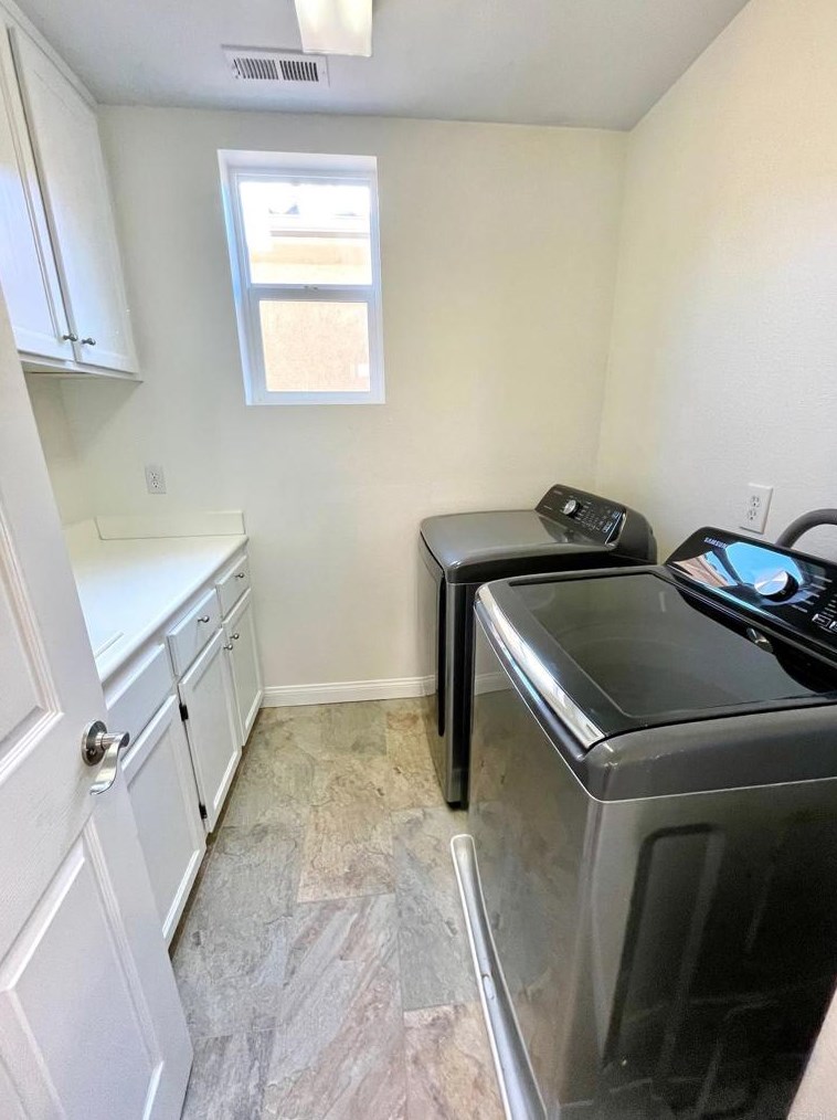 1470 Caminito Sardinia, Chula Vista CA  91915-3106 exterior